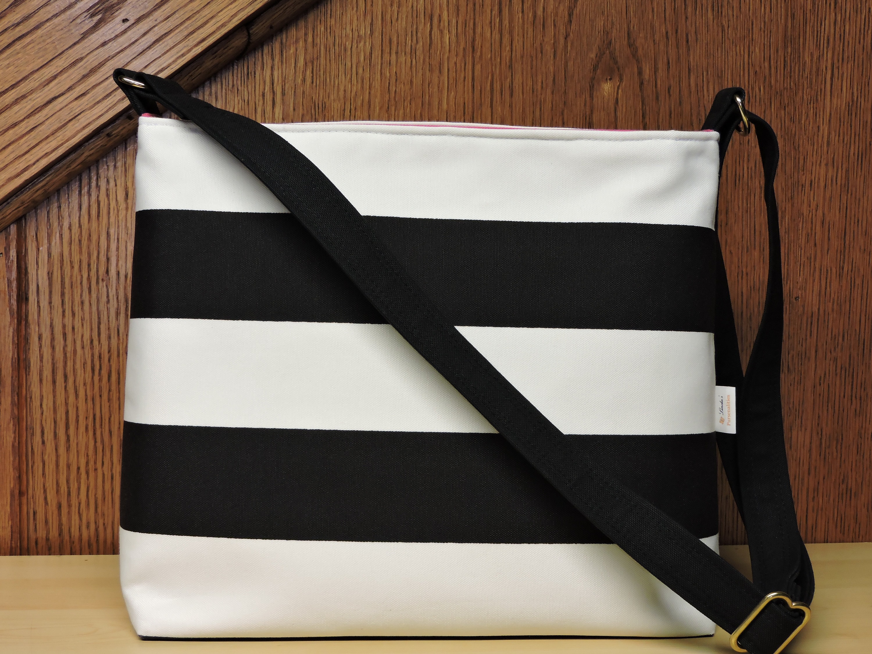 Conceal Carry Crossbody Purse, Women's Handbag, CCW, Black and White