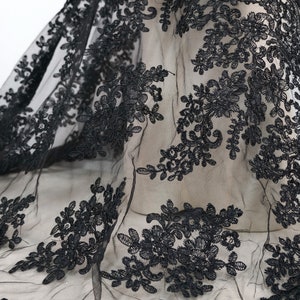 Retro style Alencon Lace Fabric Ivory / Black Corded Floral Fabric 52&quot; Wide Scalloped Lace Fabric