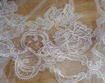 Exquisite Crochet Bridal Veil Lace Trim Off white Scallop Guipure Fabric Trim for Prom Evening Gown Wedding Hem