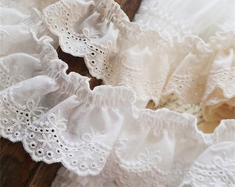 Cotton Eyelet Lace, Off white / Beige Ruffled Cotton Trim, Pleated Scallop Edge Lace, 2.16" Wide 2 yards