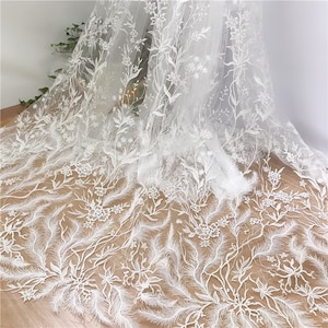 Beautiful Floral Leaves Embroider Fabric Bridal Lace Fabric for Wedding Dress, Bridesmaid Gowns, Evening Gown