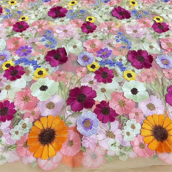 Tissu appliqué avec des fleurs 3D multicolores, tulle doux, tissu floral, dentelle de mariée, dentelle haute couture, tissu pour robe de mariée