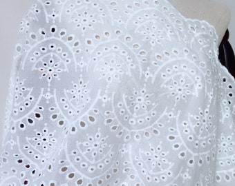 Vintage Style Eyelet Trim Fabric off White Scalloped Cotton | Etsy