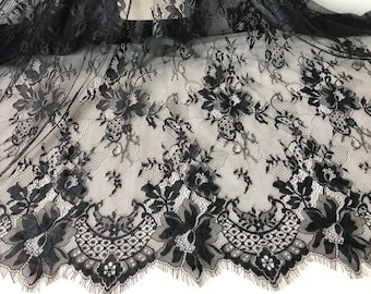 Beautiful Chantilly Flower Fabric Black Scalloped Lace for Prom Dress, Shawls, Boho Dress
