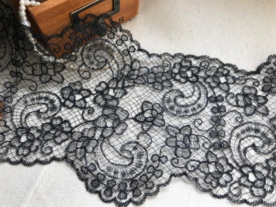 Beautiful Black Guipure Venise Lace Trim 3/"Card Craft Costume Goth