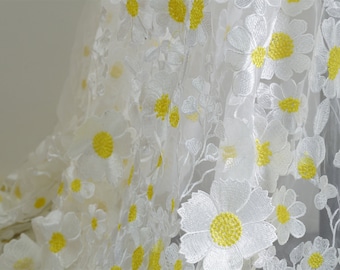 Tissu en tulle brodé avec appliqués floraux jaunes et blancs pour robe de soirée, mini robe, robe de bal