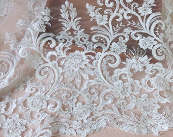 Wunderschöne gestickte Spitze Elfenbein schwere Perlen Hochzeit Spitzenstoff für Braut, Kleider, Kleidungsstücke