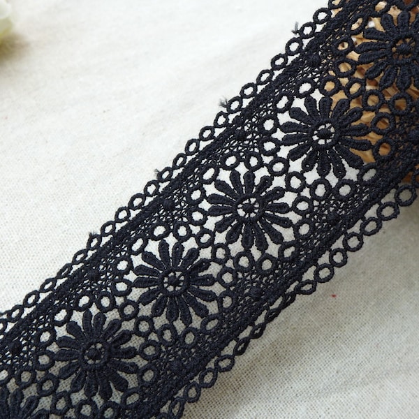 Chic Eyelet Trim Cotton Lace Trim in Black for Dresses Costumes Home Decor Altered Art Craft Supply