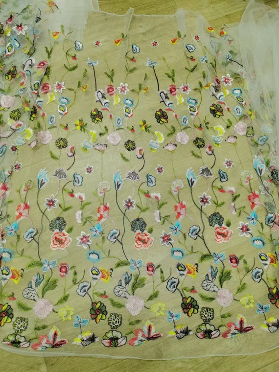 100%Cotton Chain Embroidery Multicolor Flower Fabric for Dress