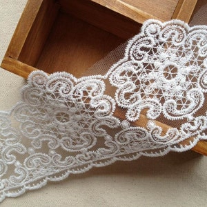 Off White Scalloped Embroidery Lace Trim Bridal Wedding Lace Craft Supplies 1 Yard image 3