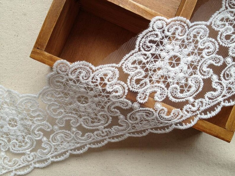 Off White Scalloped Embroidery Lace Trim Bridal Wedding Lace Craft Supplies 1 Yard image 3