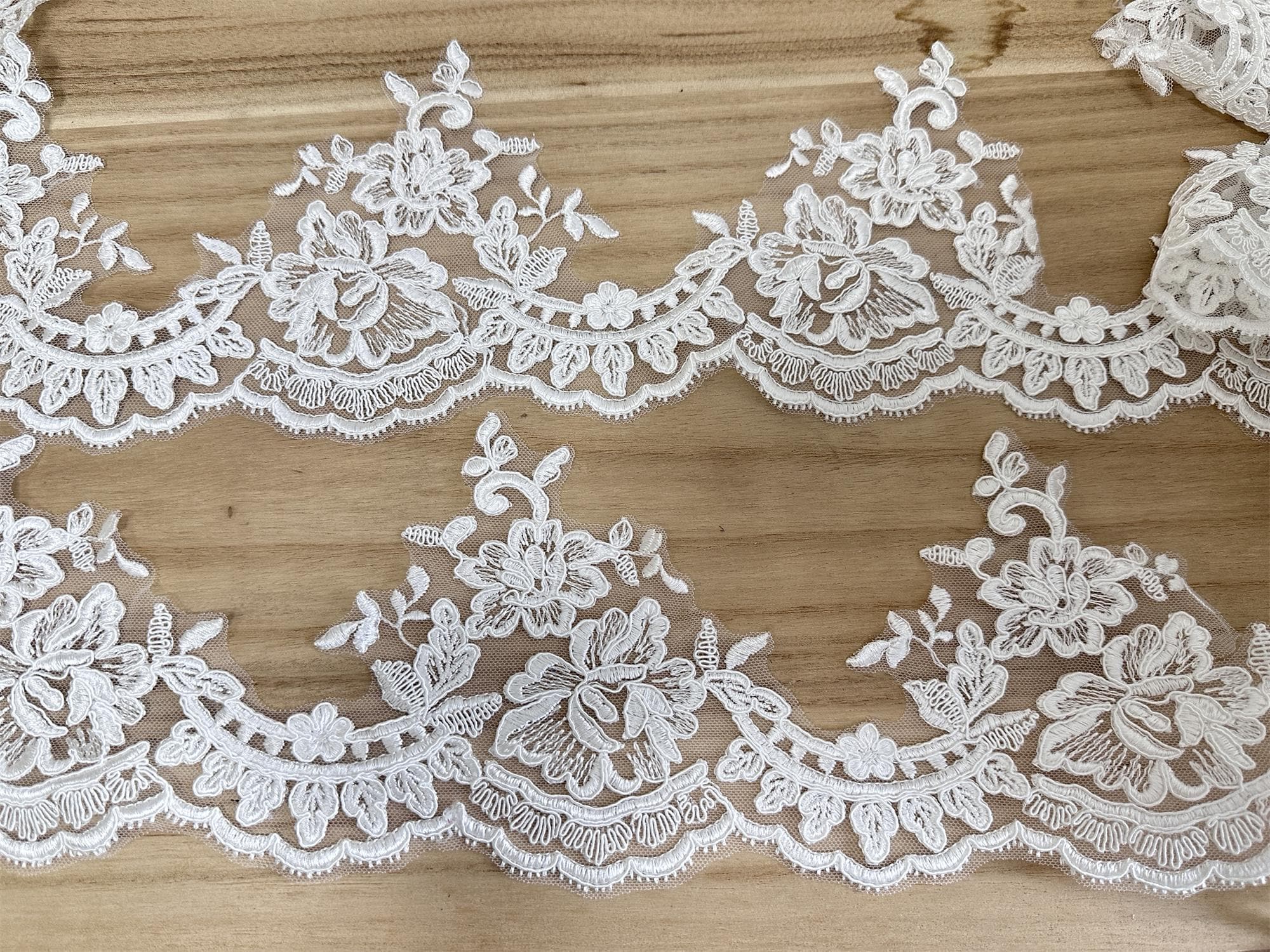 Exquisite Alencon Lace, Light Ivory Floral Lace, Corded Embroidery
