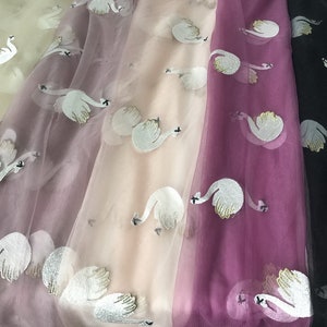 Weicher Tüllstoff mit Schwanenmuster für Mädchentutukleid, Hochzeitsröcke, Abschlussballkleid oder Partykleid