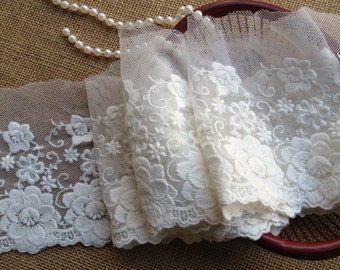 2 yards Beautiful Embroidery Tulle Lace Trim in White with Flower for DIY Wedding, Dress, Costume design
