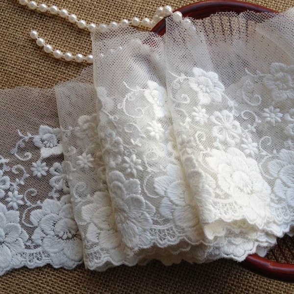 2 yards Beautiful Embroidery Tulle Lace Trim in White with Flower for DIY Wedding, Dress, Costume design