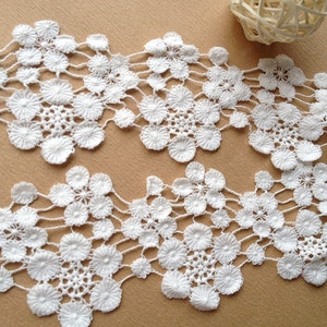 White Cotton Lace Flowers Lace Trim Embroidery Lace Trims 2.75 Inches Wide