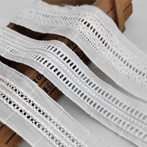 7 Yards - Embroidered Eyelet Insertion Lace Off white Cotton Eyelet Lace Trim for Crafting, Pillows, Costumes