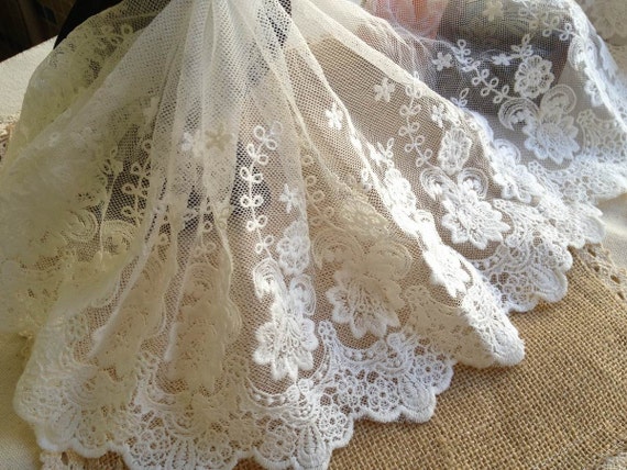  Off White 3 Yards Retro Floral Embroidered Mesh Lace Fabric  Wedding Bridal Veils Craft Scalloped Trim Lace for DIY Dress 7.87 Inches  Width
