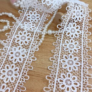 White Venice Lace Trim for Lace Headbands, Wedding Garters, Veils, Costume design zdjęcie 2