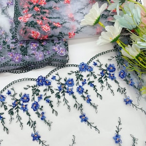 3色 - 絶妙な花柄のレース、ダークグリーンの葉の刺繍入りスカラップエッジトリム、幅9.2インチのホワイトネットレース