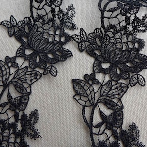 Delicate Black Venice Lace with Rose Applique for Weddings, Headbands, Sash, Appliques lace, Garments