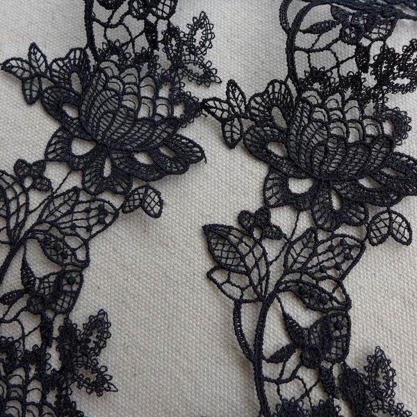 Delicate Black Venice Lace with Rose Applique for Weddings, Headbands, Sash, Appliques lace, Garments
