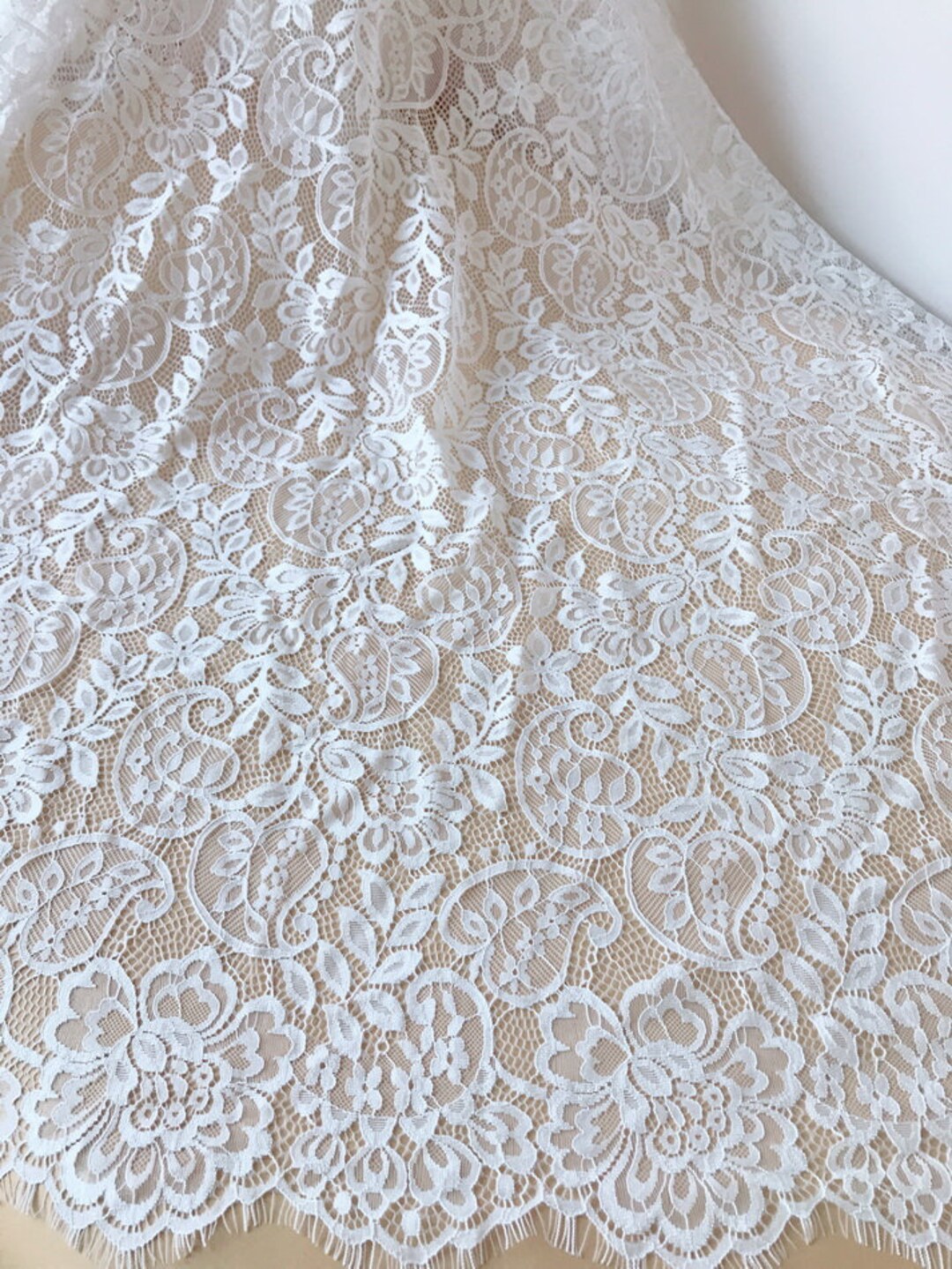 White Paisley Fabric Elegant French Chantilly Flower Scalloped Fabric ...