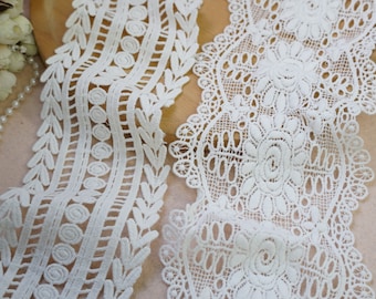 Off white Cotton Lace, Cotton Scalloped Trim for Boho Dress, Scarfs, Quilting, Home decoration