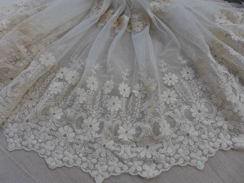 Vintage Irregular Floral Embroidery Lace Tulle Skirt