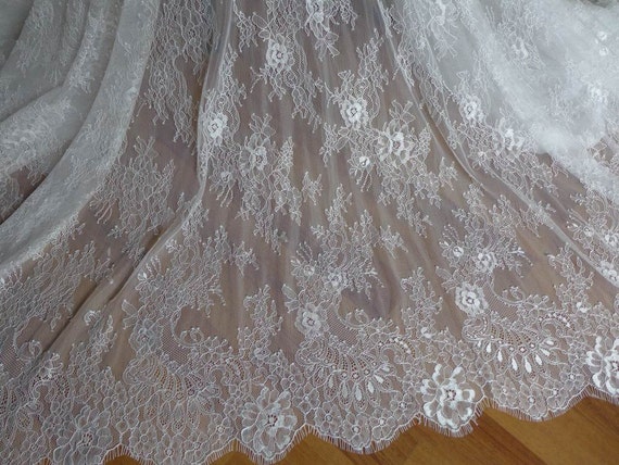 SAMPLE French Lace, White Lace Fabric, White Lace Material, Lace Fabric  Wedding, Lace Trim Veil, Spain Style Lace Trim 