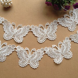 VENTA Hermoso adorno de encaje de mariposa blanco Apliques de mariposa de encaje veneciano para su diseño de moda
