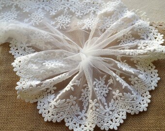 Pizzo di cotone bianco sporco con ricamo floreale per abiti da sposa, veli, abiti e costumi