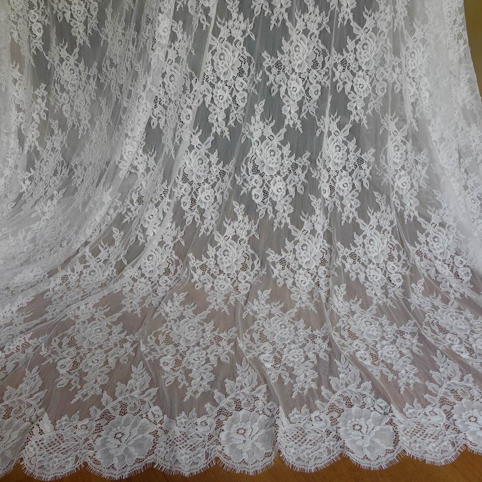 White Chantilly Lace Fabric Beautiful Roses Floral Wedding Etsy UK
