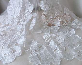 Chic Flower Fabric Clear Sequins Embroidery Lace Fabric in Ivory for Wedding Gown Bodice Applique Prom Dress