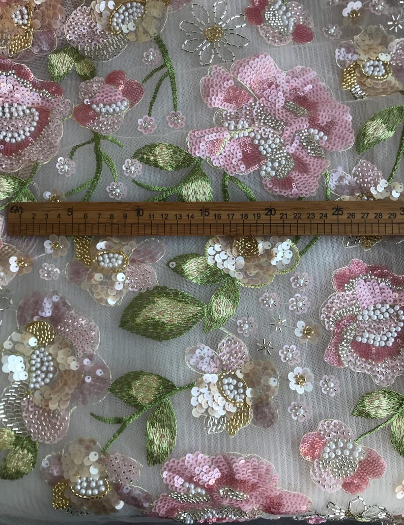 Flerfärgade pärlbroderade blommor med gröna bladtyg för miniklänning, balklänning, pärlbroderad brudklänning, formell klänning bild 12