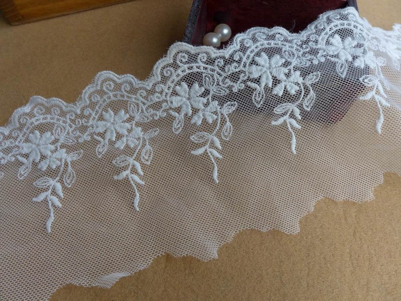 Bordure en dentelle florale de mariage en dentelle brodée festonnée blanche pour mariée, pochette, sac à main, poignets, vêtements image 4