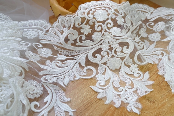Baroque Style Lace Ivory Embroidered Lace Trim for Wedding Dresses