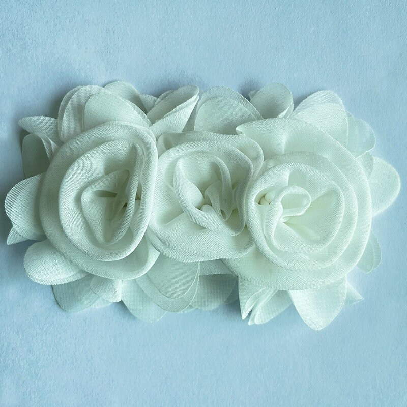 Fiori In Chiffon Con Perle E Strass – Verde Pallido – 10 Pezzi Per Decorazioni Fai Da Te - 3