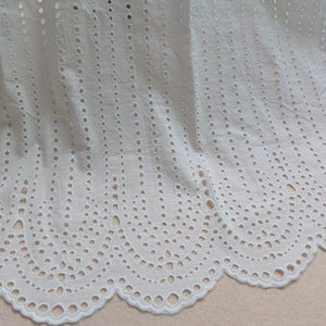 Vintage style eyelet trim fabric off white scalloped cotton lace fabric for baby dress, shirt, home decor supply