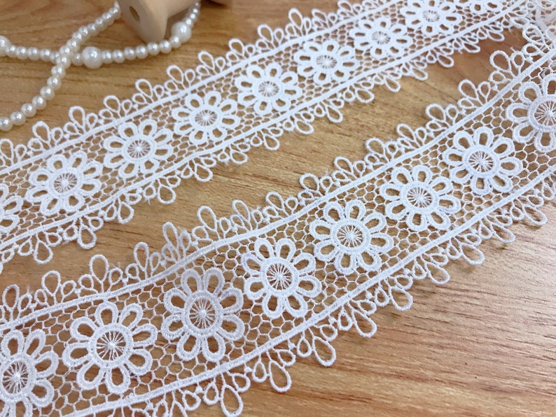 White Venice Lace Trim for Lace Headbands, Wedding Garters, Veils, Costume design zdjęcie 1