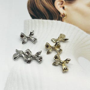 Guld/Silver Metallknapp med Rosett för Damkjol, Flickaklänning, Blus, Babytröja, Barnkläder, Sömnad, 18/23 mm - 15 st