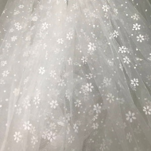 SALE Delicate Floral Tulle Lace Fabric in Off white for bridal dress, girl tutu, millinery, wedding ceremony