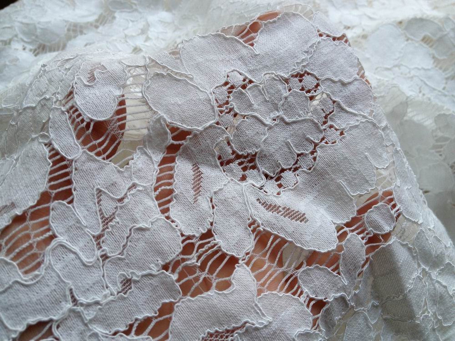 Gorgeous Alencon Lace Fabric in off White With Scalloped Edge - Etsy