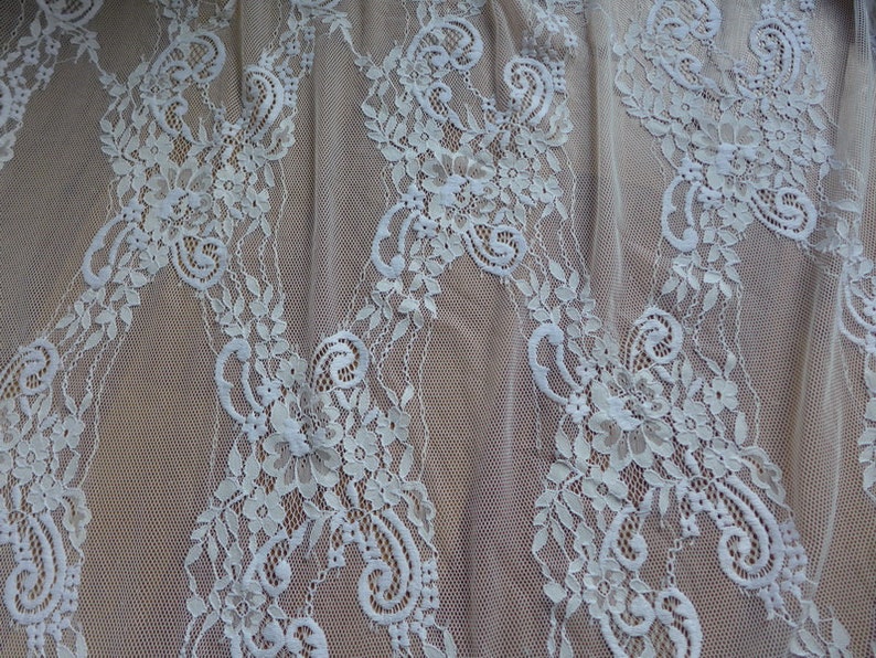 Elegant Chantilly Fabric off White Floral Lace Eyelash Trim - Etsy