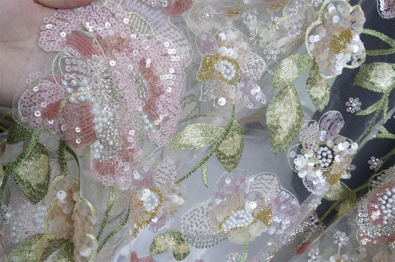 Flerfärgade pärlbroderade blommor med gröna bladtyg för miniklänning, balklänning, pärlbroderad brudklänning, formell klänning bild 6