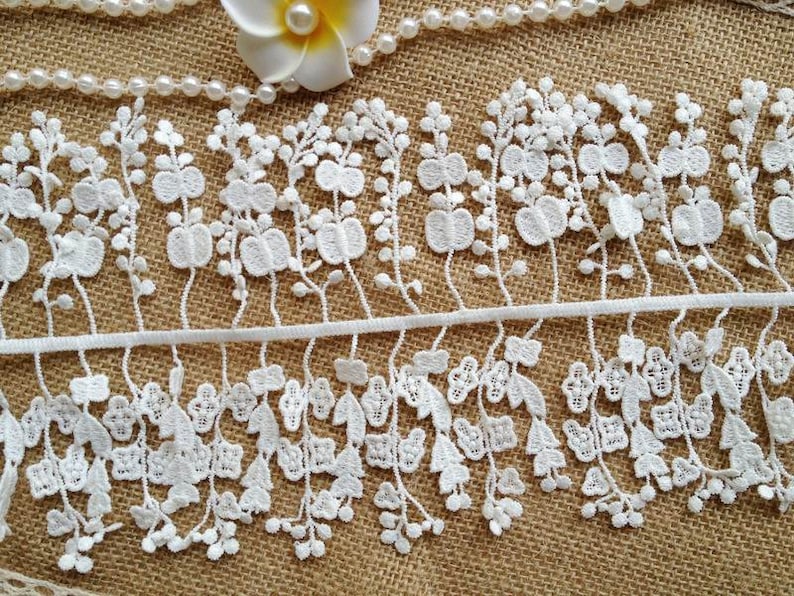 White Venice Lace Trim Super Exquisite Fringe Lace Wedding Bridal Bracelet Jewelry Design 1 Yard image 4