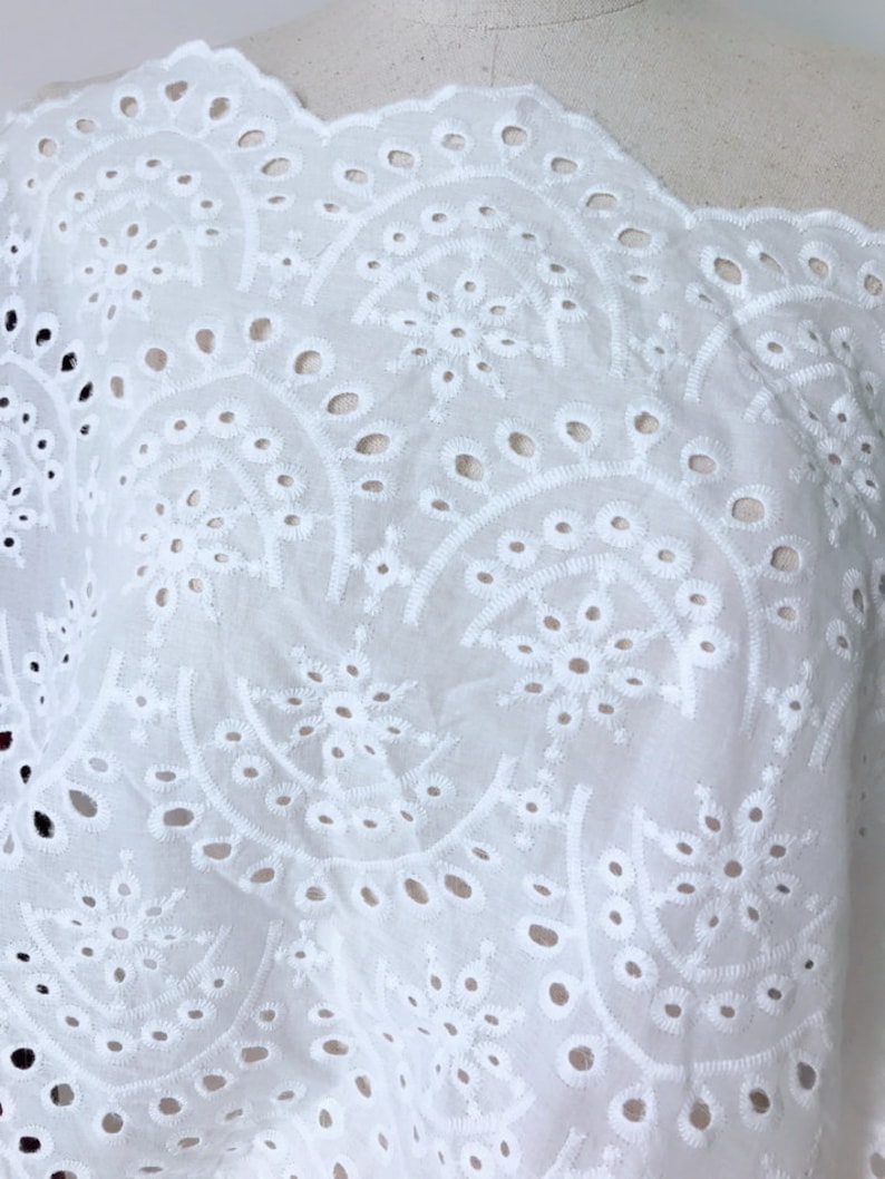 Eyelet fabric by the yard, 100% cotton lace fabric, off white scalloped fabric, retro style eyelet trim fabric image 3