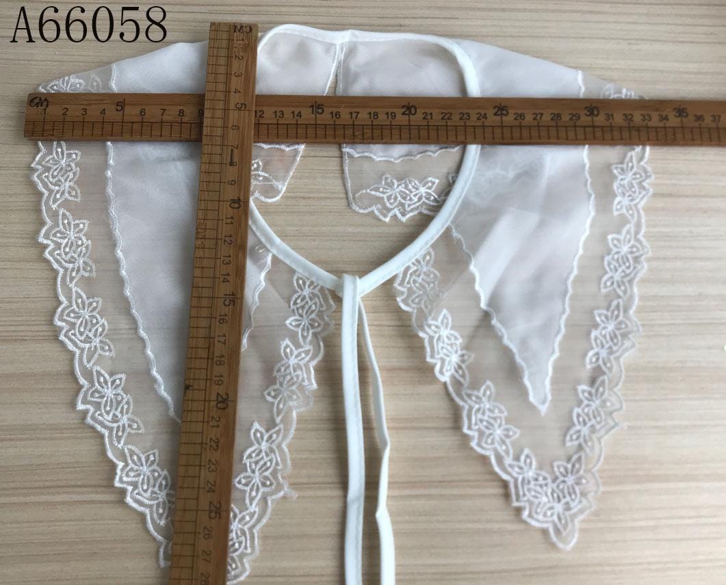 Lace Collar / Embroidery Lace Neckline Collar / Removable Fake