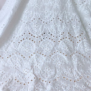 Eyelet fabric by the yard, 100% cotton lace fabric, off white scalloped fabric, retro style eyelet trim fabric image 5