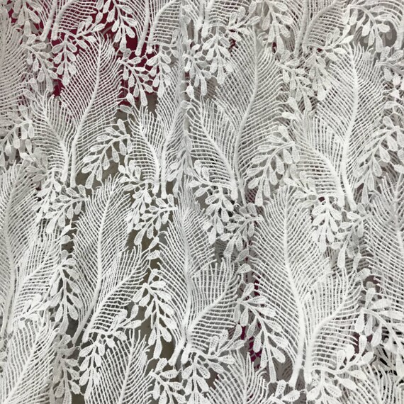 White Feather Pattern Fabric Guipure Venice Lace Fabric Floral
